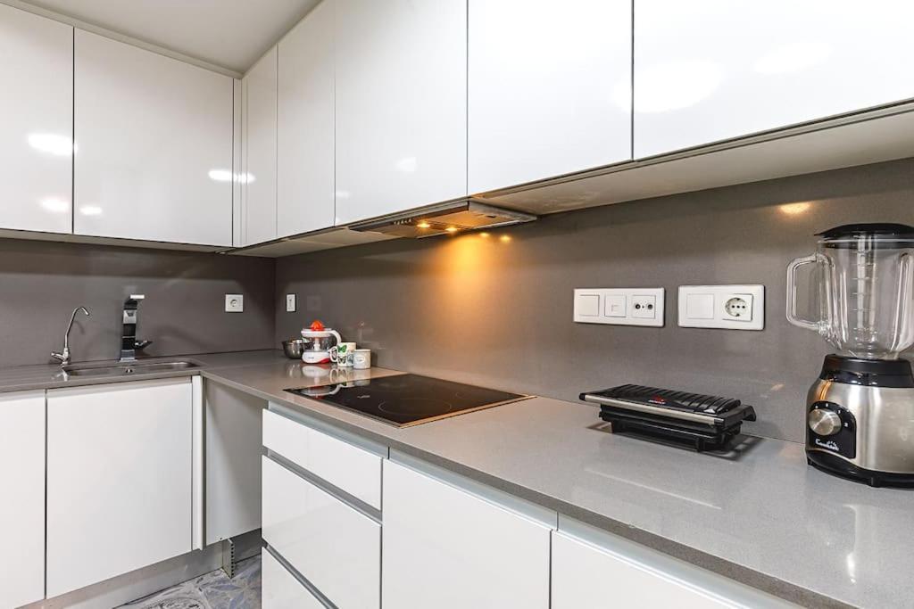 Moderno Apartamento Con Ac En Lorenzo Casanova Leilighet Alicante Eksteriør bilde
